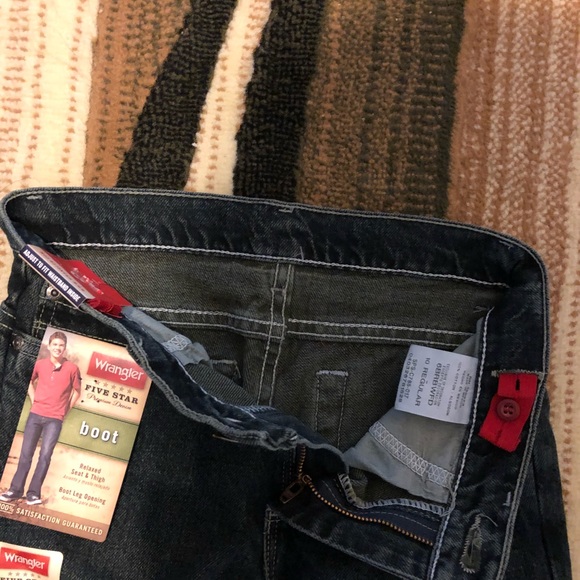 NWT Wrangler boy jean adjust to fit waist band S10 - Picture 2 of 2